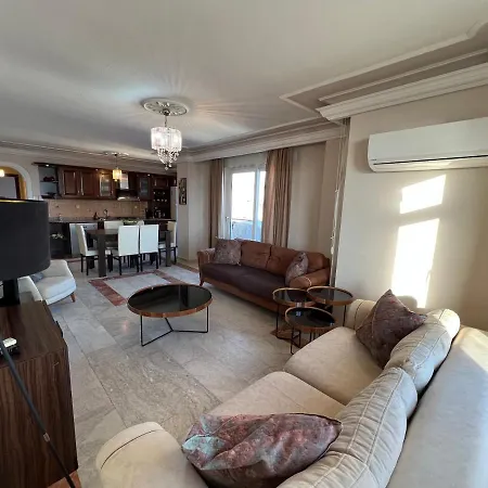 Seaview 3+1 Barbaros, Mahmutlar אלאניה